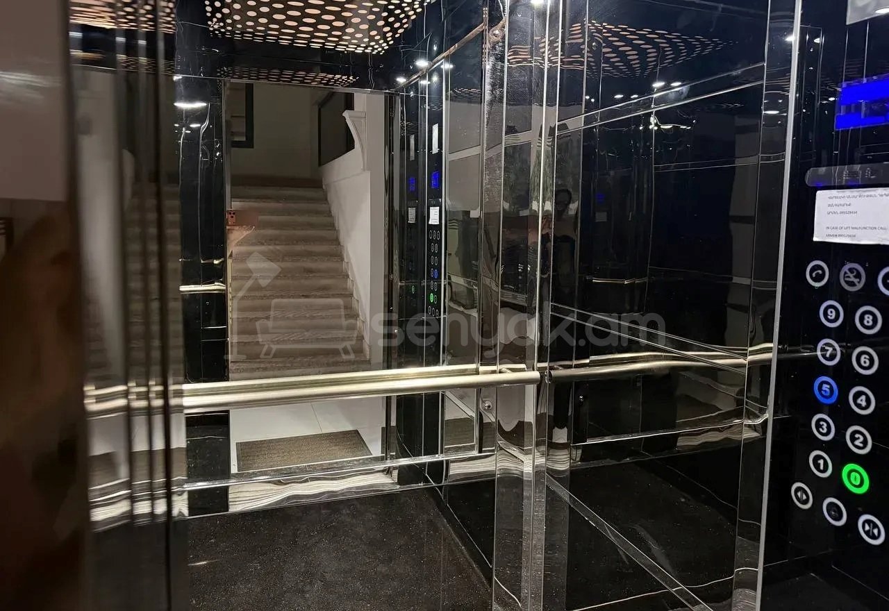 3 Սենյականոց Բնակարան Նորակառույցում, 103քմ, 2/10 հարկ, Կապիտալ Վերանորոգված