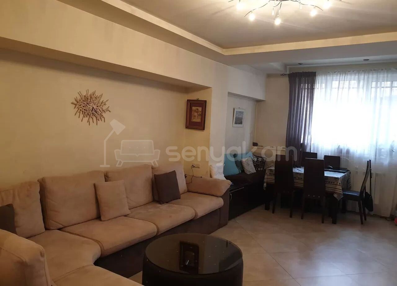 6 Սենյականոց Բնակարան Քարե Շենքում, 183քմ, 5/6 հարկ, Դիզայներական Վերանորոգված