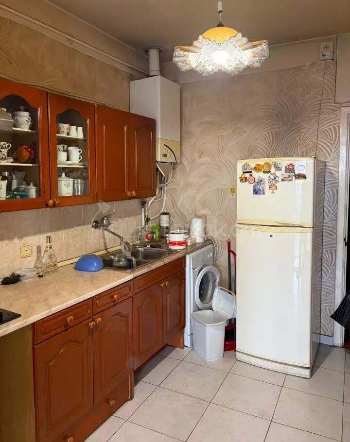 5 Սենյականոց Բնակարան Քարե Շենքում, 134քմ, 5/5 հարկ, Նորմալ Վիճակում