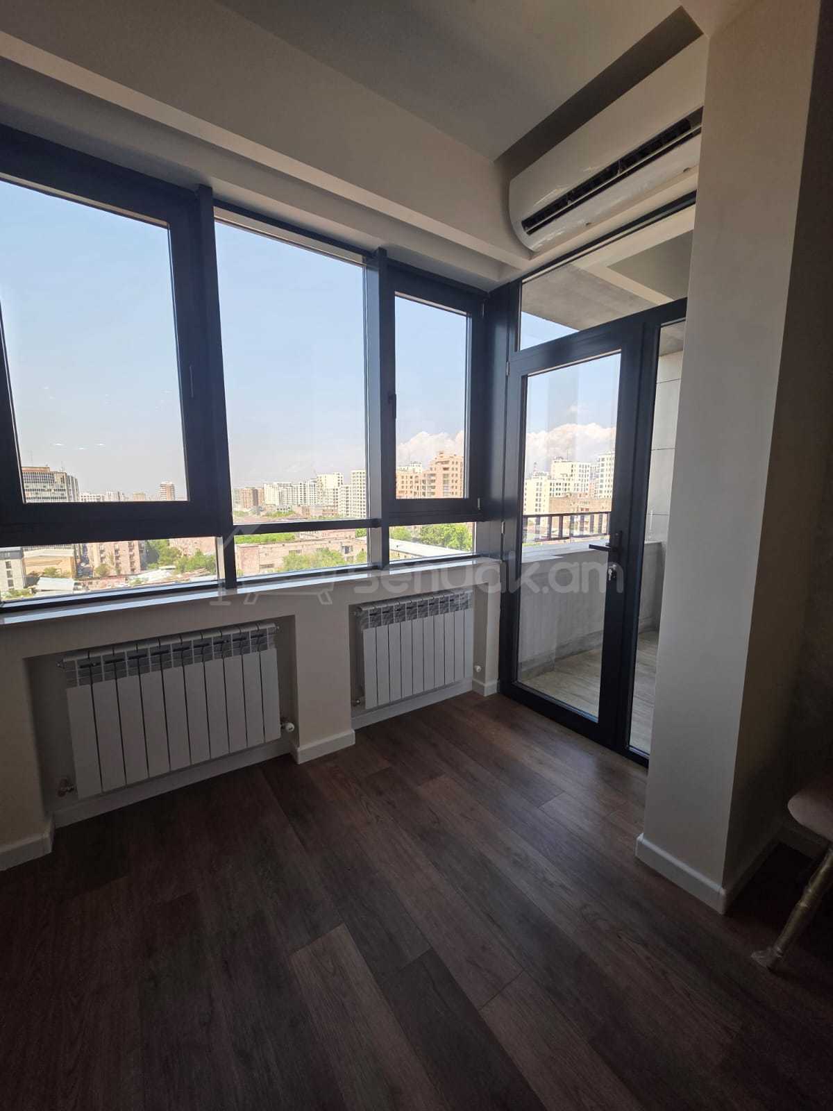 2 Սենյականոց Բնակարան Նորակառույցում, 63քմ, 10/17 հարկ, Կապիտալ Վերանորոգված, Կահավորված, Արևկող