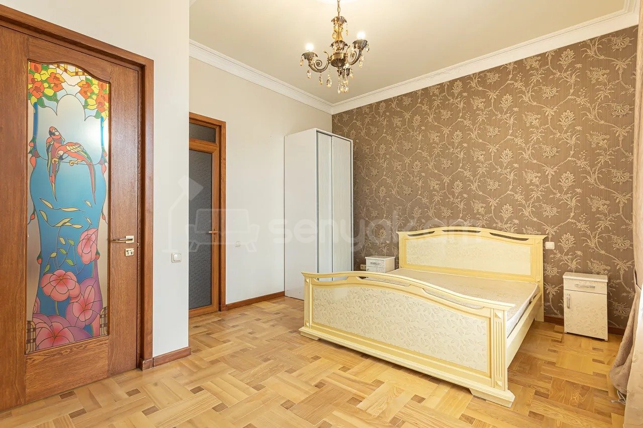 7 Սենյականոց Սեփական Տուն, 722քմ, Կապիտալ Վերանորոգված, Կահավորված, Ավտոտնակով