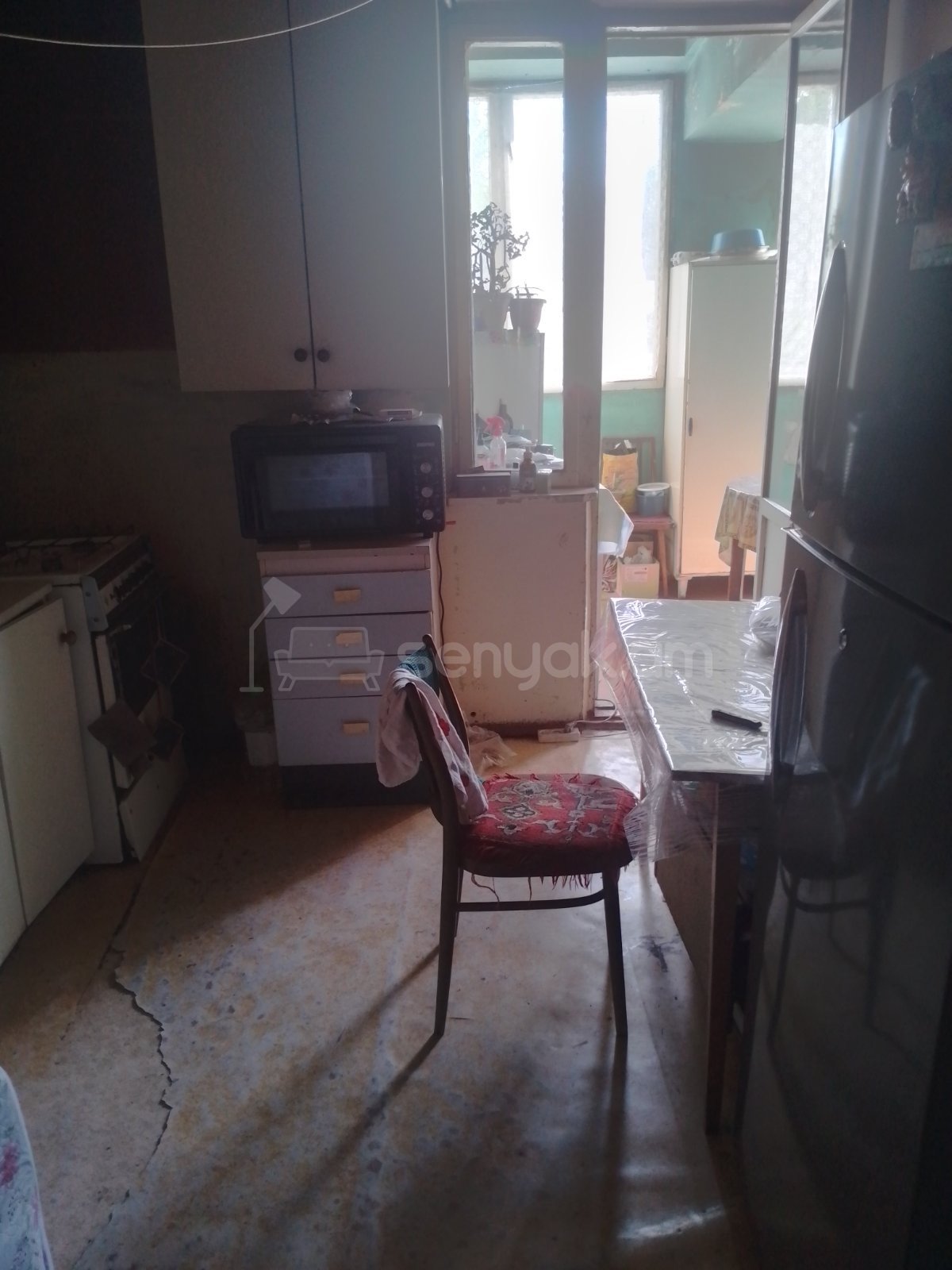 3 Սենյականոց Բնակարան Քարե Շենքում, 86քմ, 2/9 հարկ, Կոսմետիկ Վերանորոգված