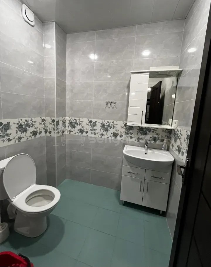 3 Սենյականոց Բնակարան Քարե Շենքում, 96քմ, 8/14 հարկ, Կապիտալ Վերանորոգված, Կահավորված