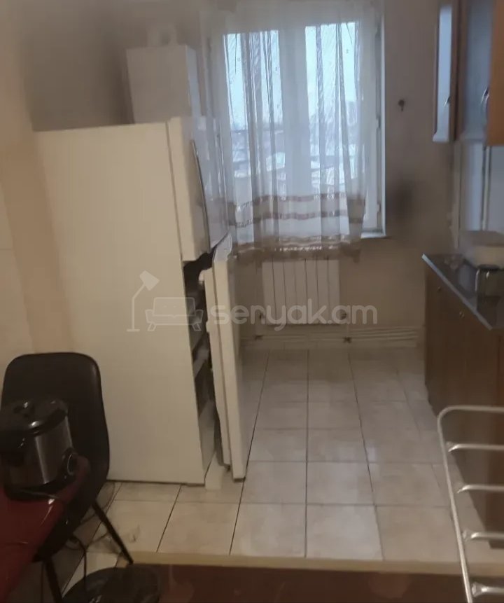 2 Սենյականոց Բնակարան Քարե Շենքում, 58քմ, 6/9 հարկ, Նորմալ Վիճակում, Կահավորված