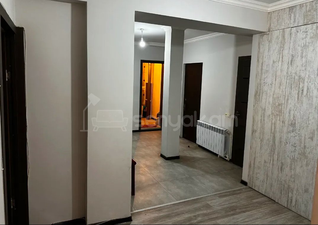 3 Սենյականոց Բնակարան, 83քմ, 1/9 հարկ, Կապիտալ Վերանորոգված, Կահավորված