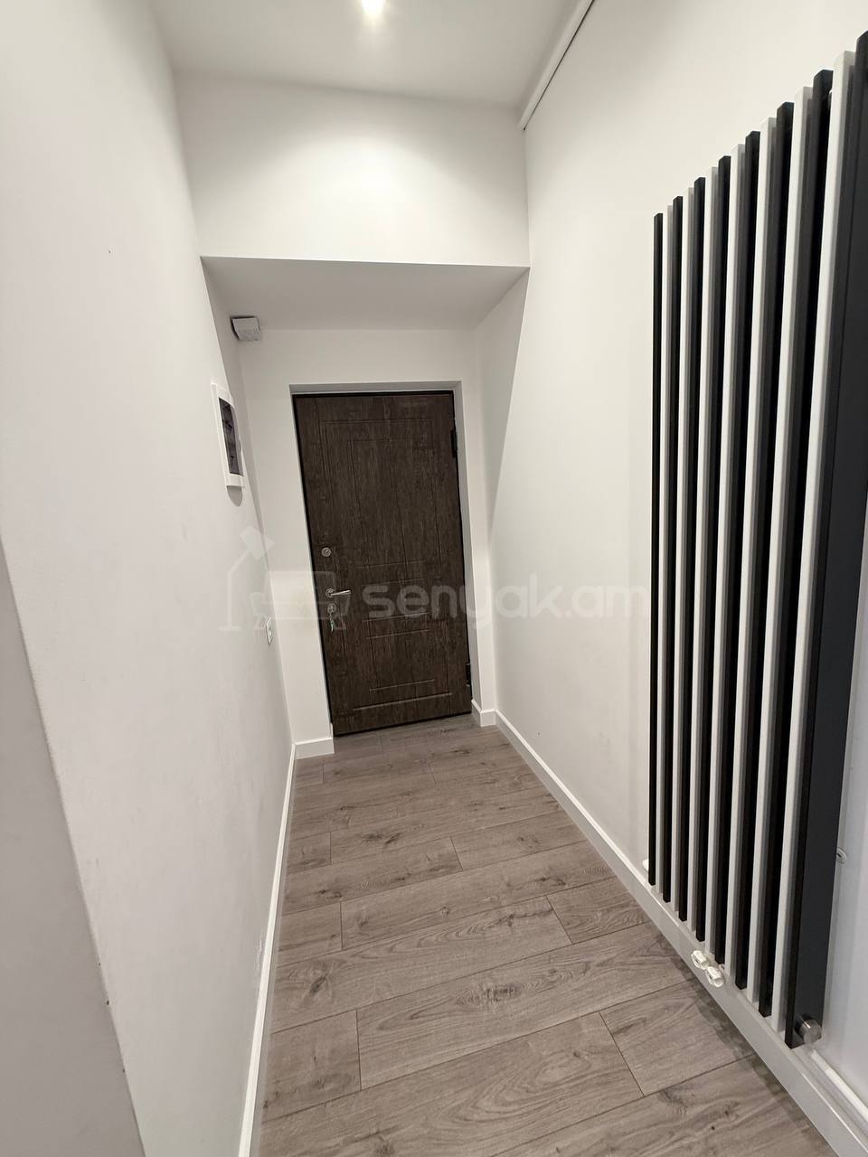 3 Սենյականոց Բնակարան Նորակառույցում, 80քմ, 3/12 հարկ, Դիզայներական Վերանորոգված, Կահավորված
