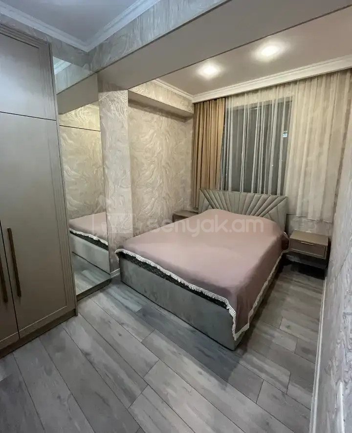 3 Սենյականոց Բնակարան Նորակառույցում, 74քմ, 6/18 հարկ, Դիզայներական Վերանորոգված, Կահավորված