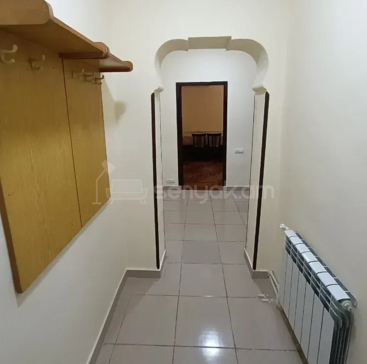 3 Սենյականոց Բնակարան, 70քմ, 1/9 հարկ, Կապիտալ Վերանորոգված