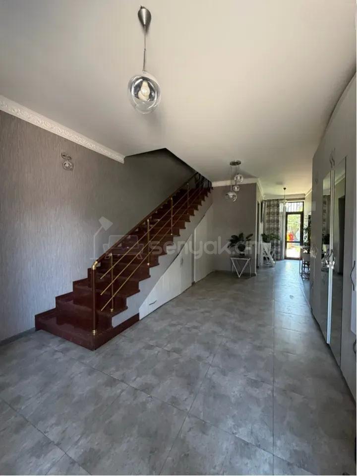 5 Սենյականոց Շքեղ Առանձնատուն, 203քմ, Ավտոտնակով