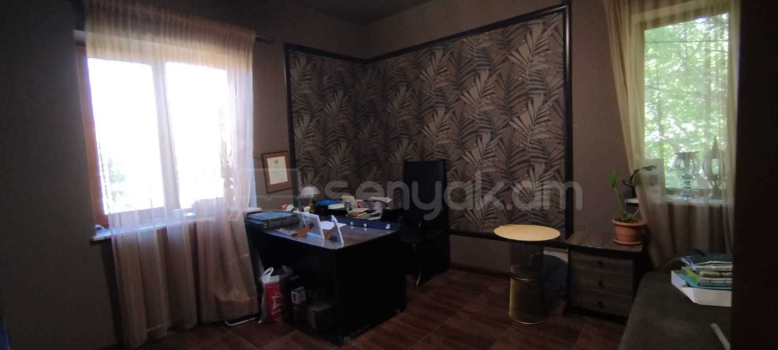 4 Սենյականոց Շքեղ Առանձնատուն, 300քմ, Լողավազանով