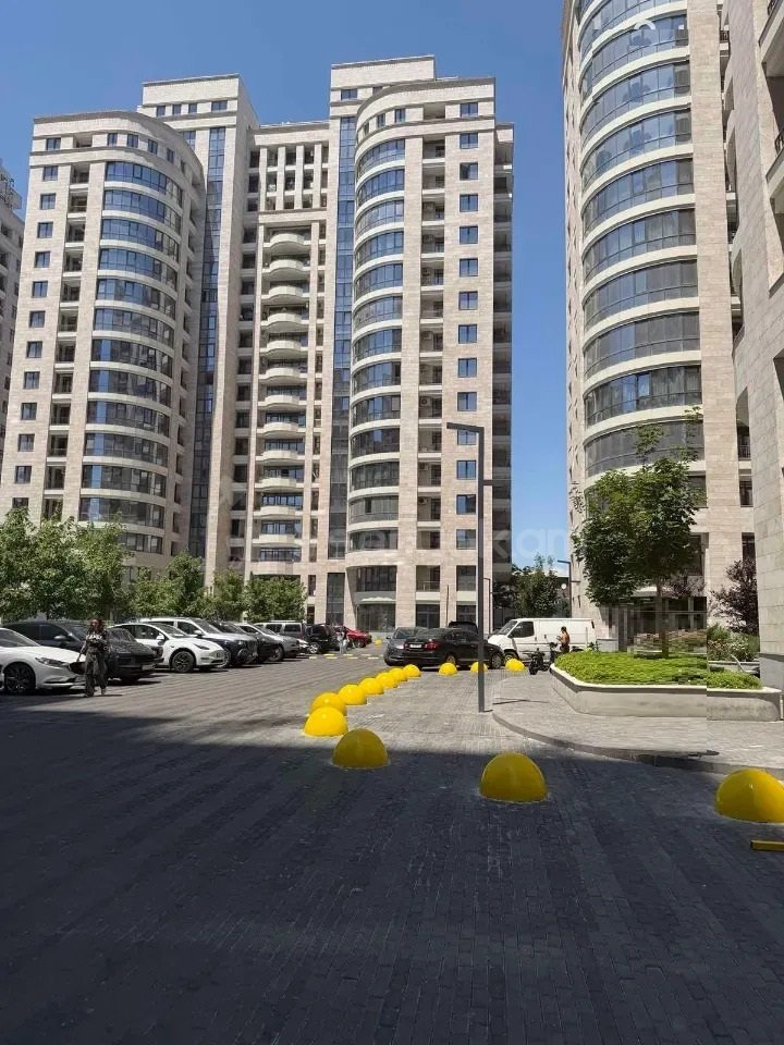 2 Սենյականոց Բնակարան Նորակառույցում, 70քմ, 5/22 հարկ, Զրոյական Վիճակում