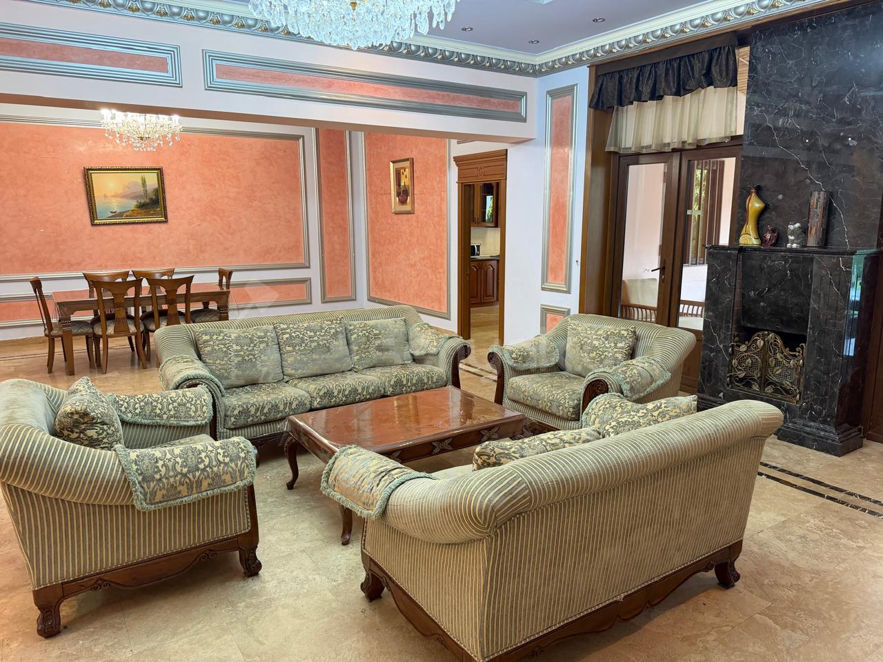 7 Սենյականոց Շքեղ Առանձնատուն, 700քմ, Լողավազանով