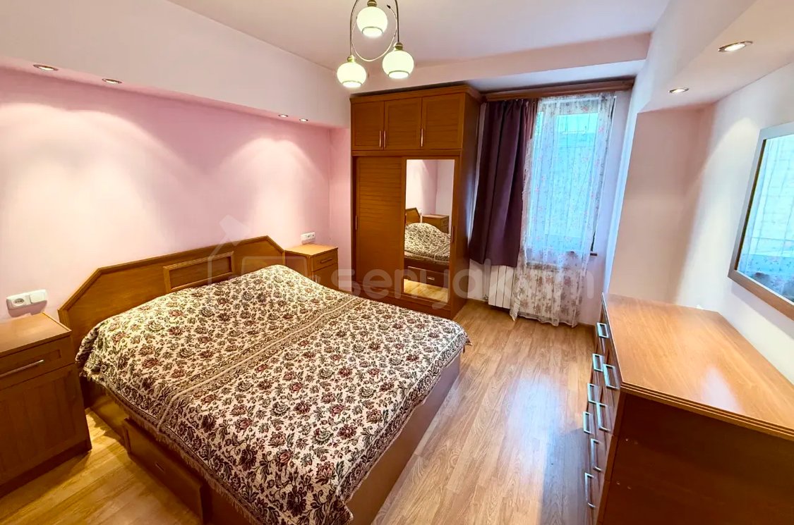 2 Սենյականոց Բնակարան, 60քմ, 5/9 հարկ, Կապիտալ Վերանորոգված, Կահավորված, Արևկող