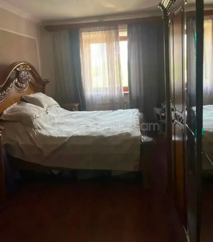 3 Սենյականոց Բնակարան Քարե Շենքում, 73քմ, 3/4 հարկ, Կոսմետիկ Վերանորոգված