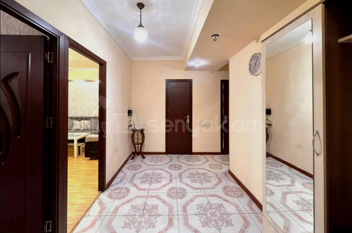 4 Սենյականոց Բնակարան, 90քմ, 2/9 հարկ, Կապիտալ Վերանորոգված, Կահավորված, Արևկող