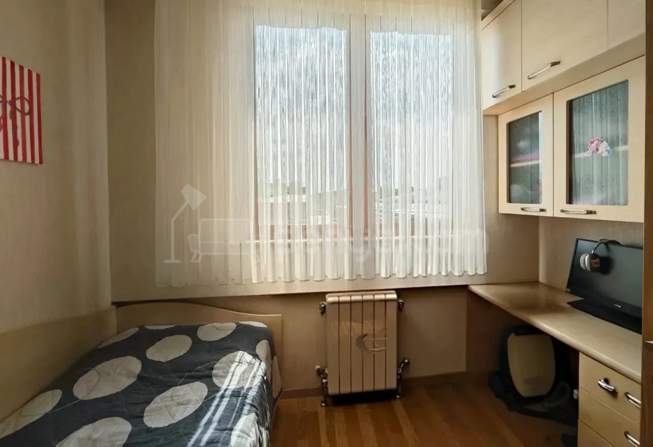 3 Սենյականոց Բնակարան, 70քմ, 4/9 հարկ, Կապիտալ Վերանորոգված