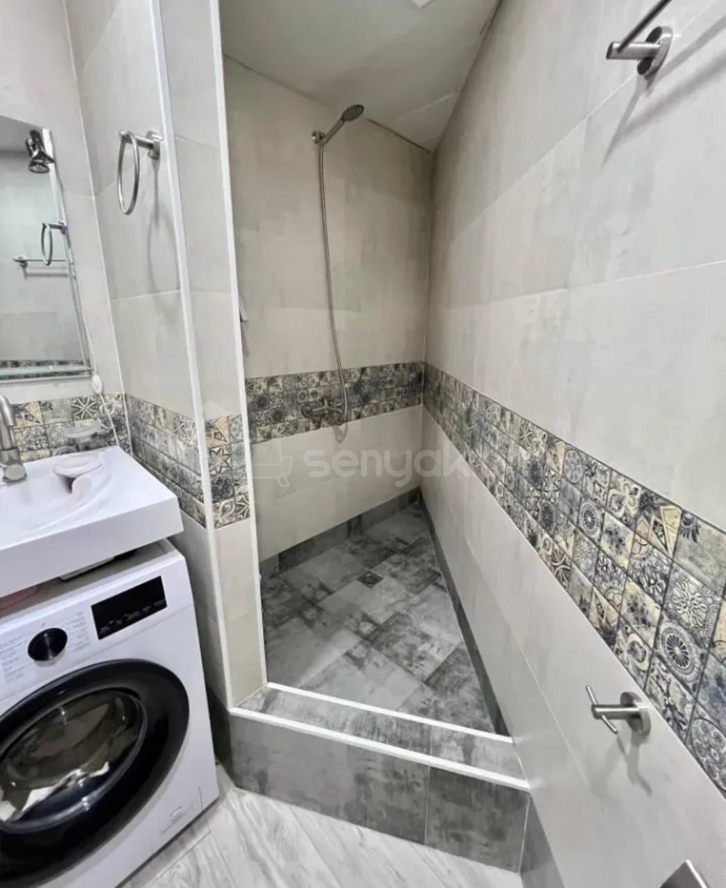 2 Սենյականոց Բնակարան, 50քմ, 2/4 հարկ, Կապիտալ Վերանորոգված, Կահավորված, Արևկող