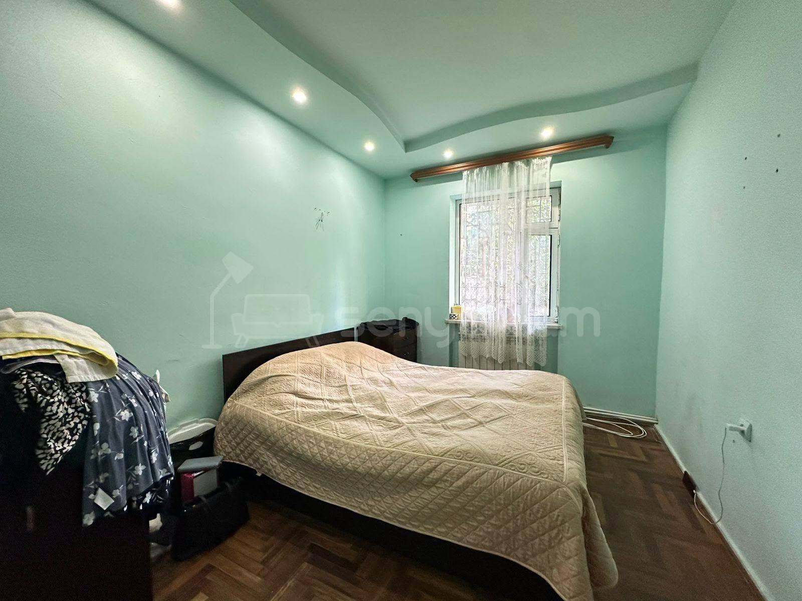3 Սենյականոց Բնակարան, 80քմ, 1/9 հարկ, Նորմալ Վիճակում
