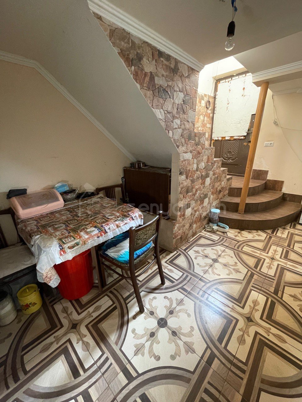 4 Սենյականոց Սեփական Տուն, 91քմ, Կապիտալ Վերանորոգված