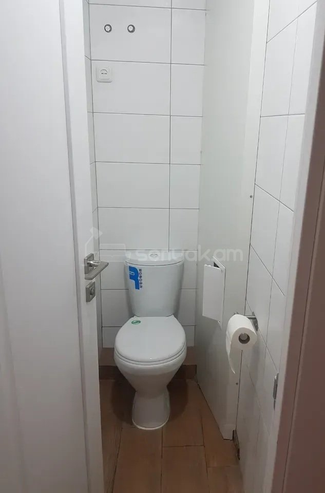 2 Սենյականոց Բնակարան Քարե Շենքում, 67քմ, 4/10 հարկ, Կապիտալ Վերանորոգված, Կահավորված