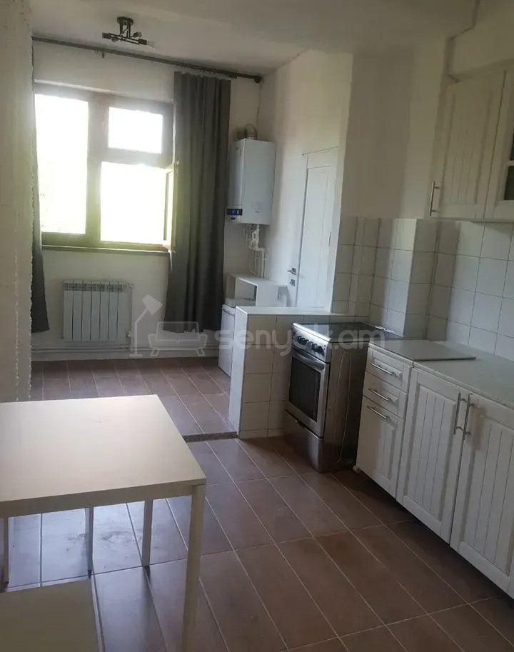 2 Սենյականոց Բնակարան Քարե Շենքում, 67քմ, 4/10 հարկ, Կապիտալ Վերանորոգված, Կահավորված