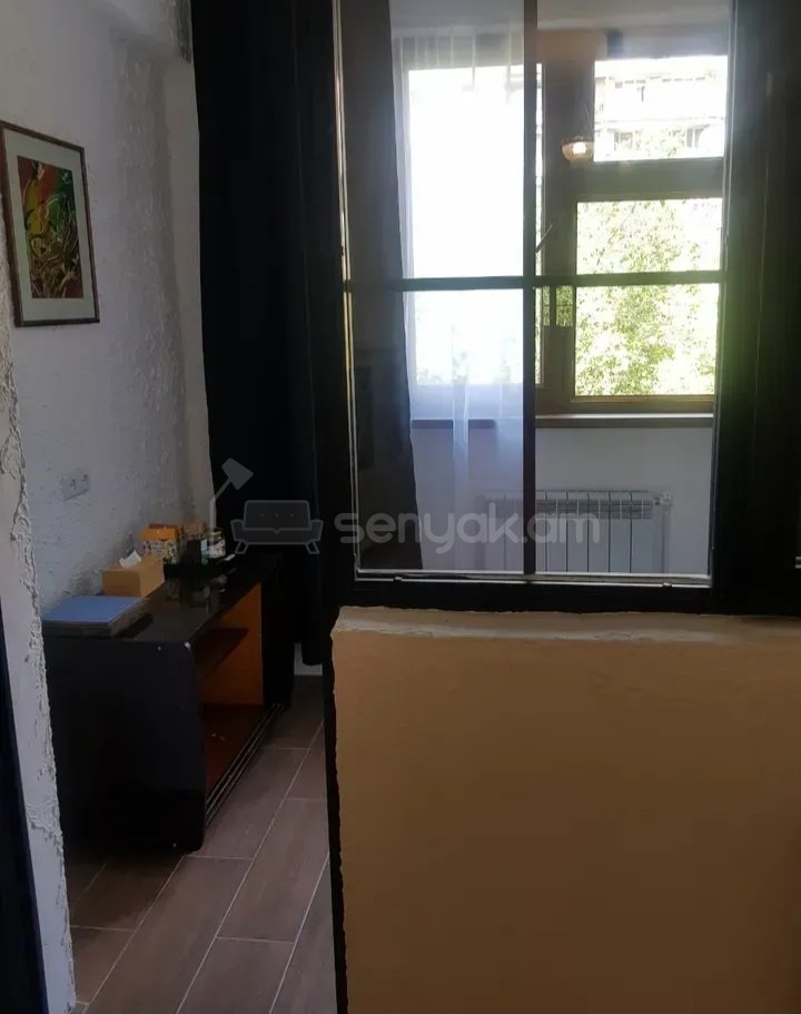 2 Սենյականոց Բնակարան Քարե Շենքում, 67քմ, 4/10 հարկ, Կապիտալ Վերանորոգված, Կահավորված