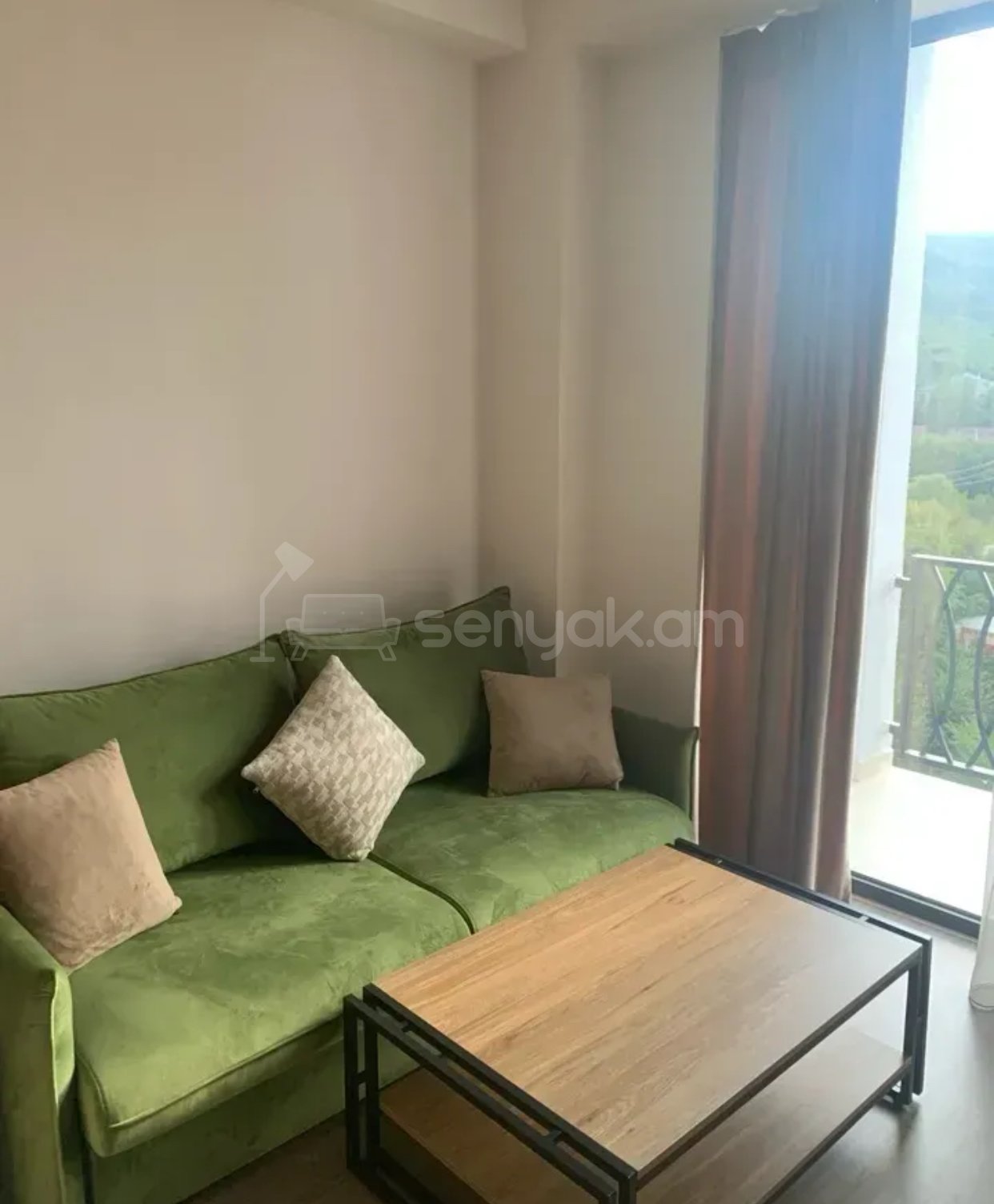 1 Սենյականոց Բնակարան, 42քմ, 5/9 հարկ, Դիզայներական Վերանորոգված