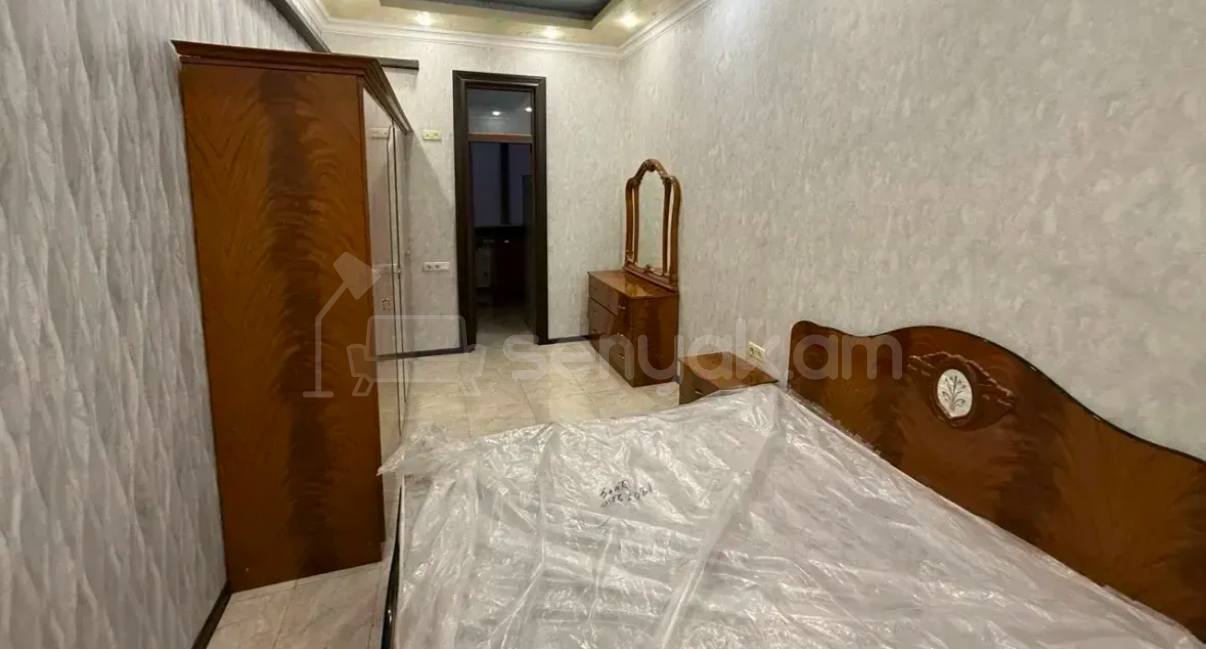 2 Սենյականոց Բնակարան Քարե Շենքում, 60քմ, 4/4 հարկ, Կապիտալ Վերանորոգված, Կահավորված