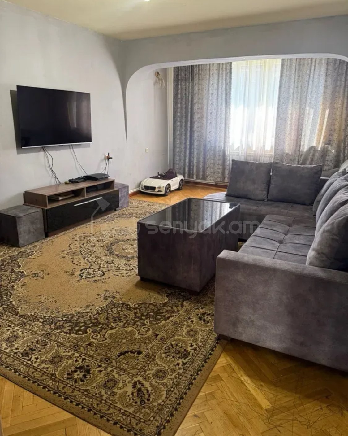 4 Սենյականոց Բնակարան, 91քմ, 3/5 հարկ, Կոսմետիկ Վերանորոգված