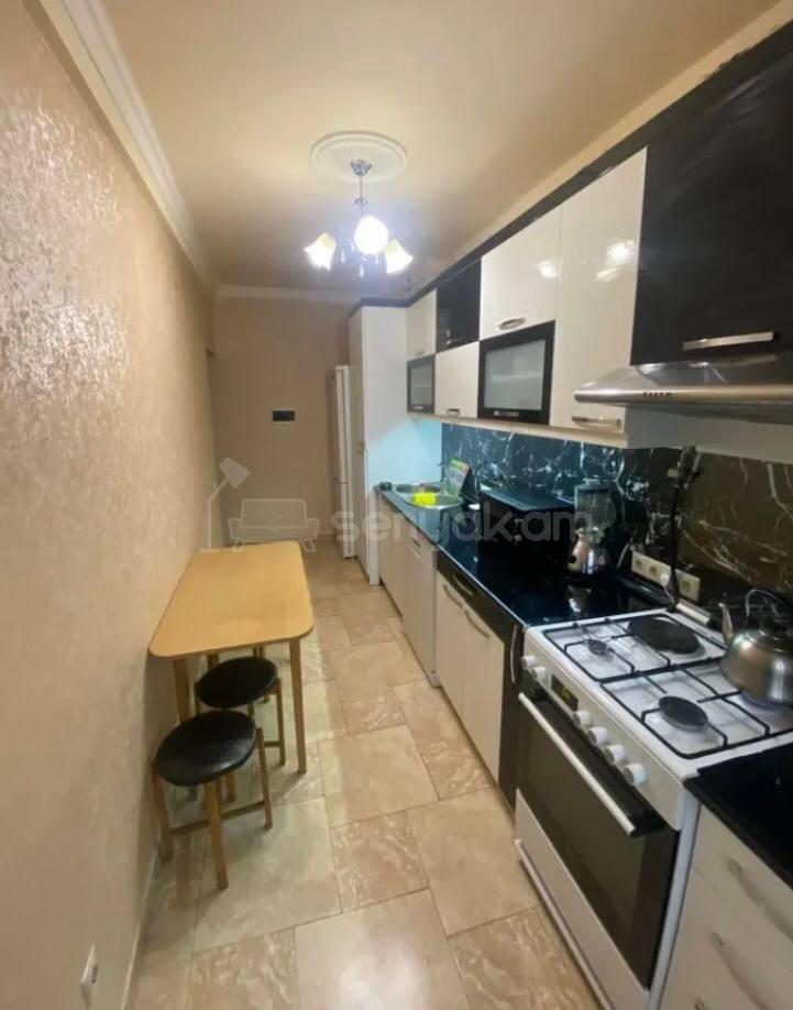 3 Սենյականոց Բնակարան, 78քմ, 6/9 հարկ, Կոսմետիկ Վերանորոգված