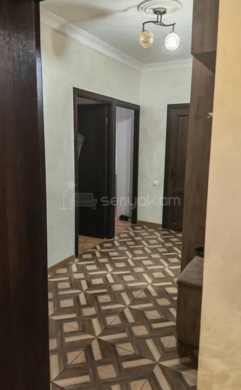 3 Սենյականոց Բնակարան, 78քմ, 1/9 հարկ, Կոսմետիկ Վերանորոգված