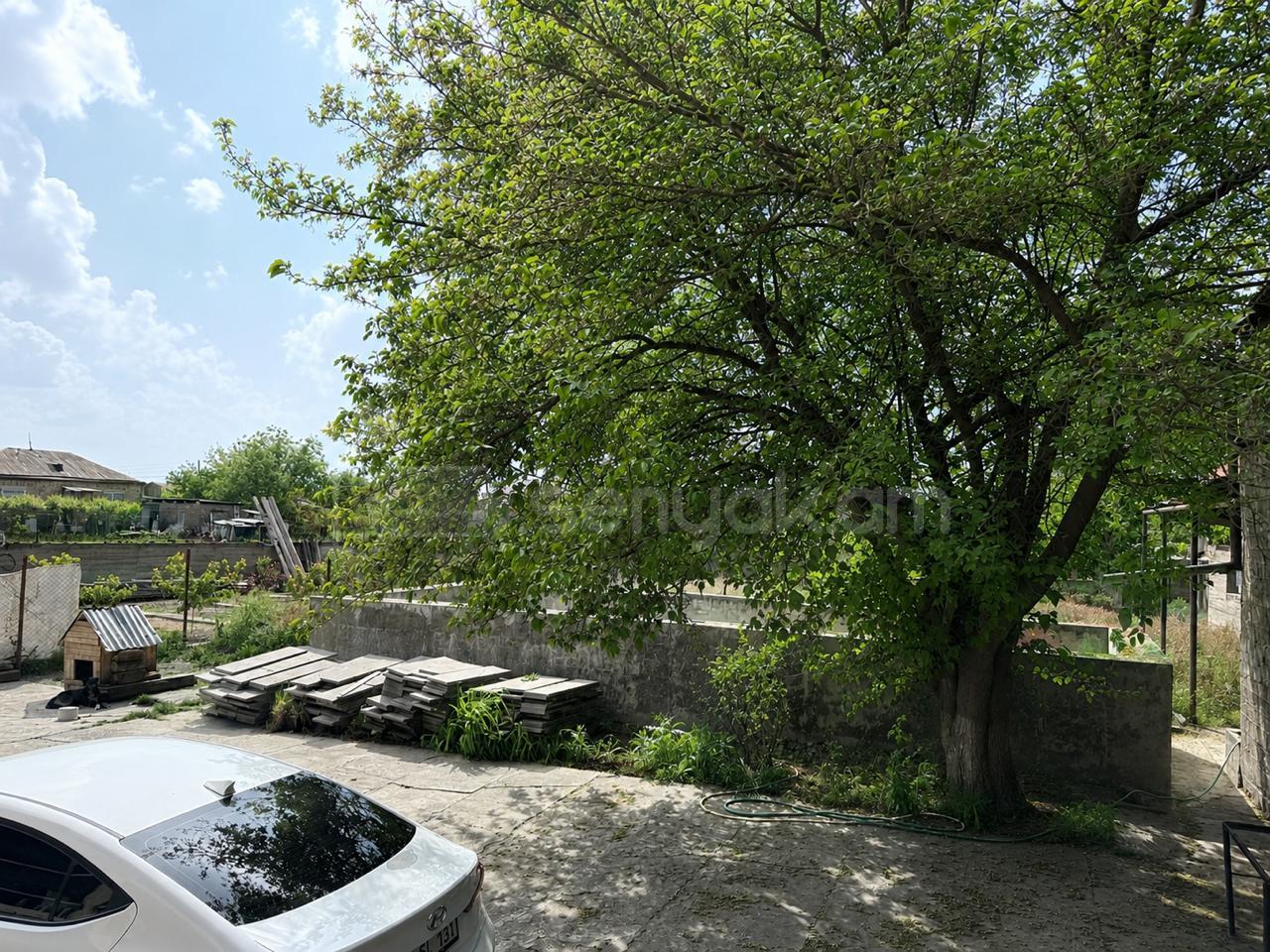 8 Սենյականոց Շքեղ Առանձնատուն, 989քմ, Լողավազանով, Ավտոտնակով
