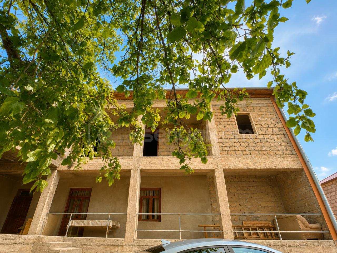 8 Սենյականոց Շքեղ Առանձնատուն, 989քմ, Լողավազանով, Ավտոտնակով