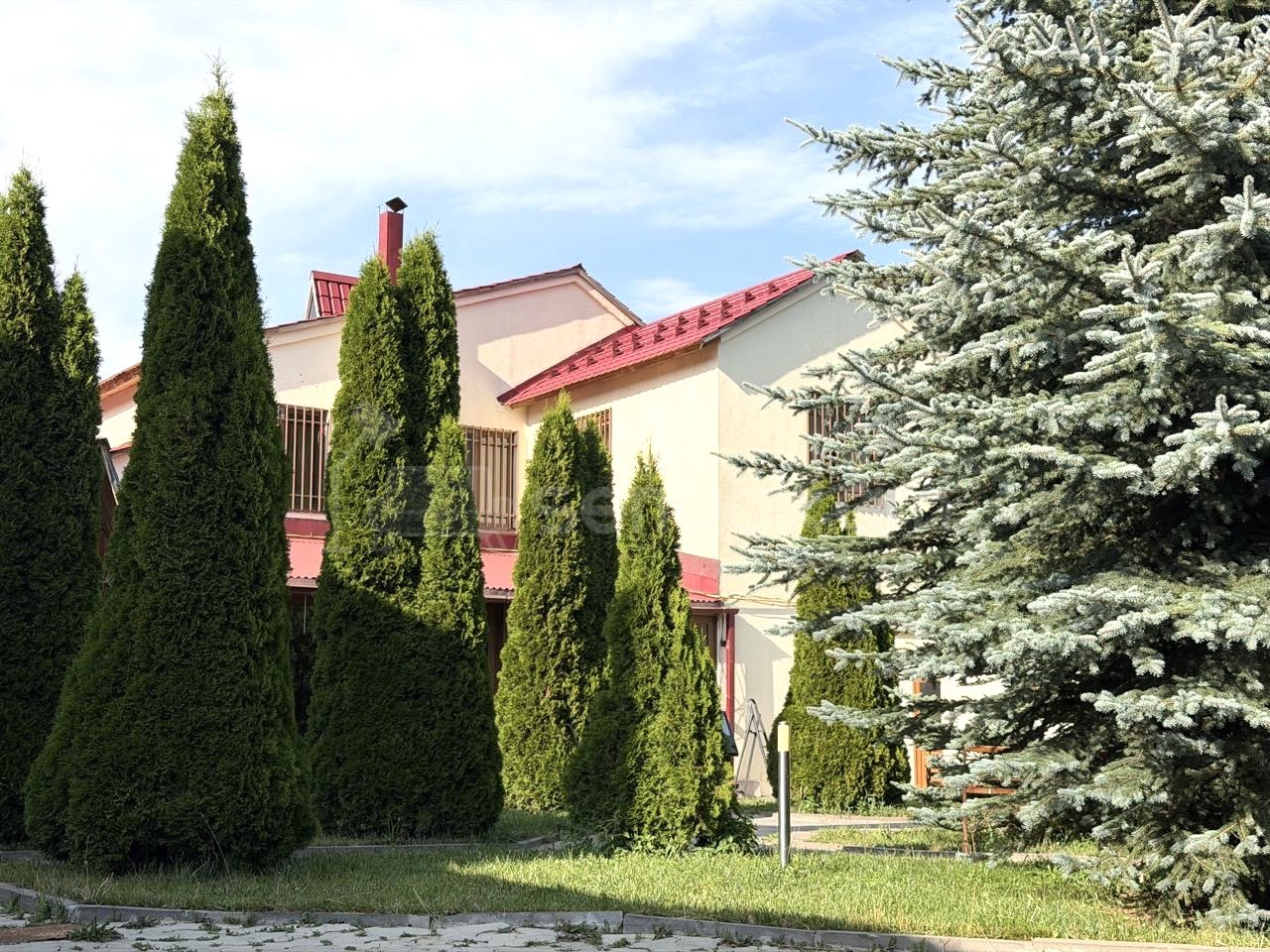 7 Սենյականոց Շքեղ Առանձնատուն, 700քմ, Լողավազանով