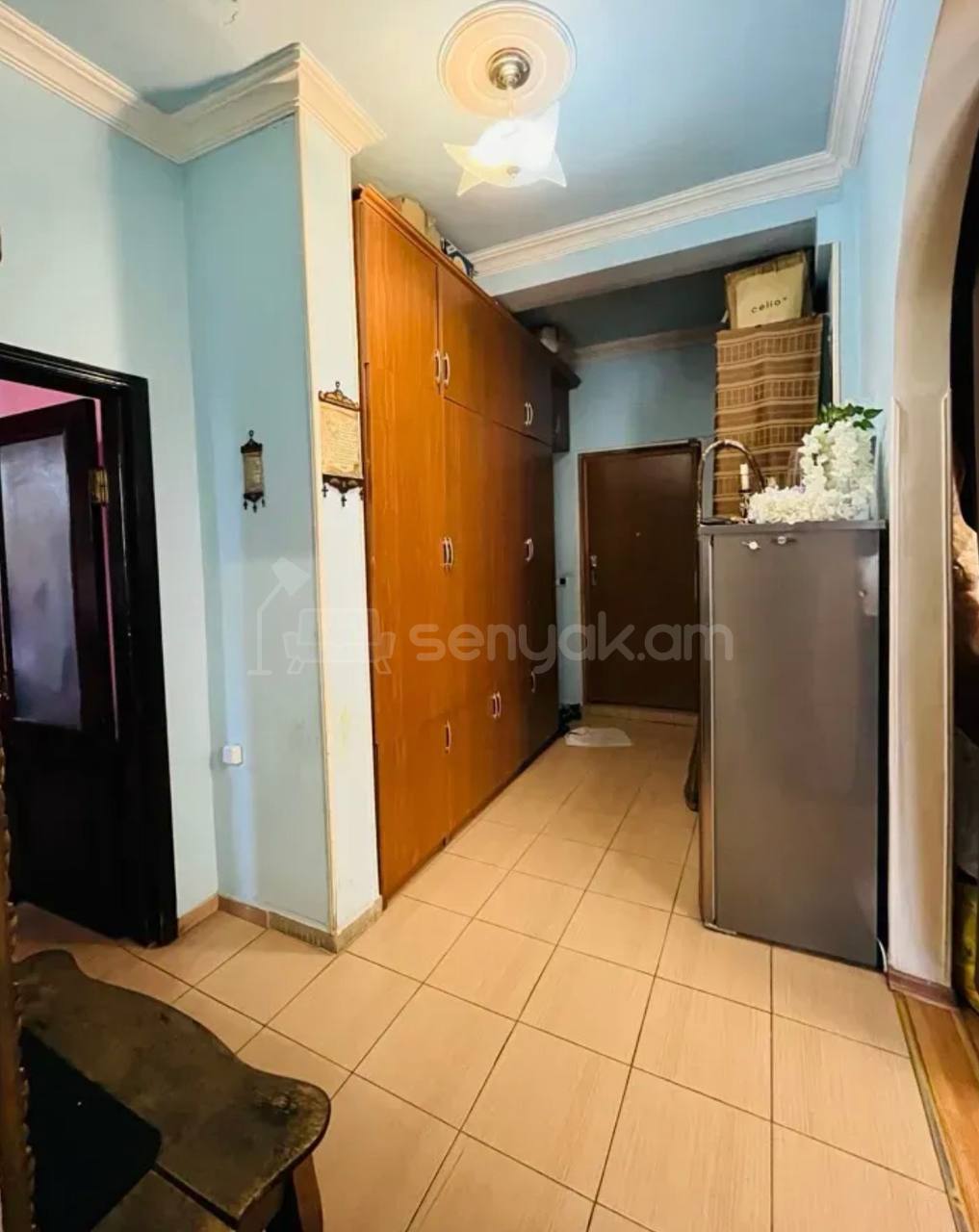 5 Սենյականոց Բնակարան Քարե Շենքում, 82քմ, 2/2 հարկ, Կապիտալ Վերանորոգված