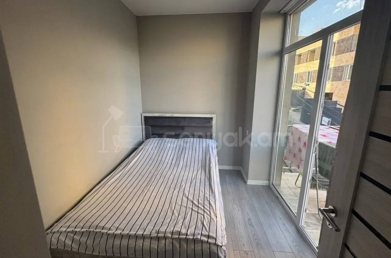 2 Սենյականոց Բնակարան Քարե Շենքում, 50քմ, 3/5 հարկ, Կապիտալ Վերանորոգված, Կահավորված, Արևկող