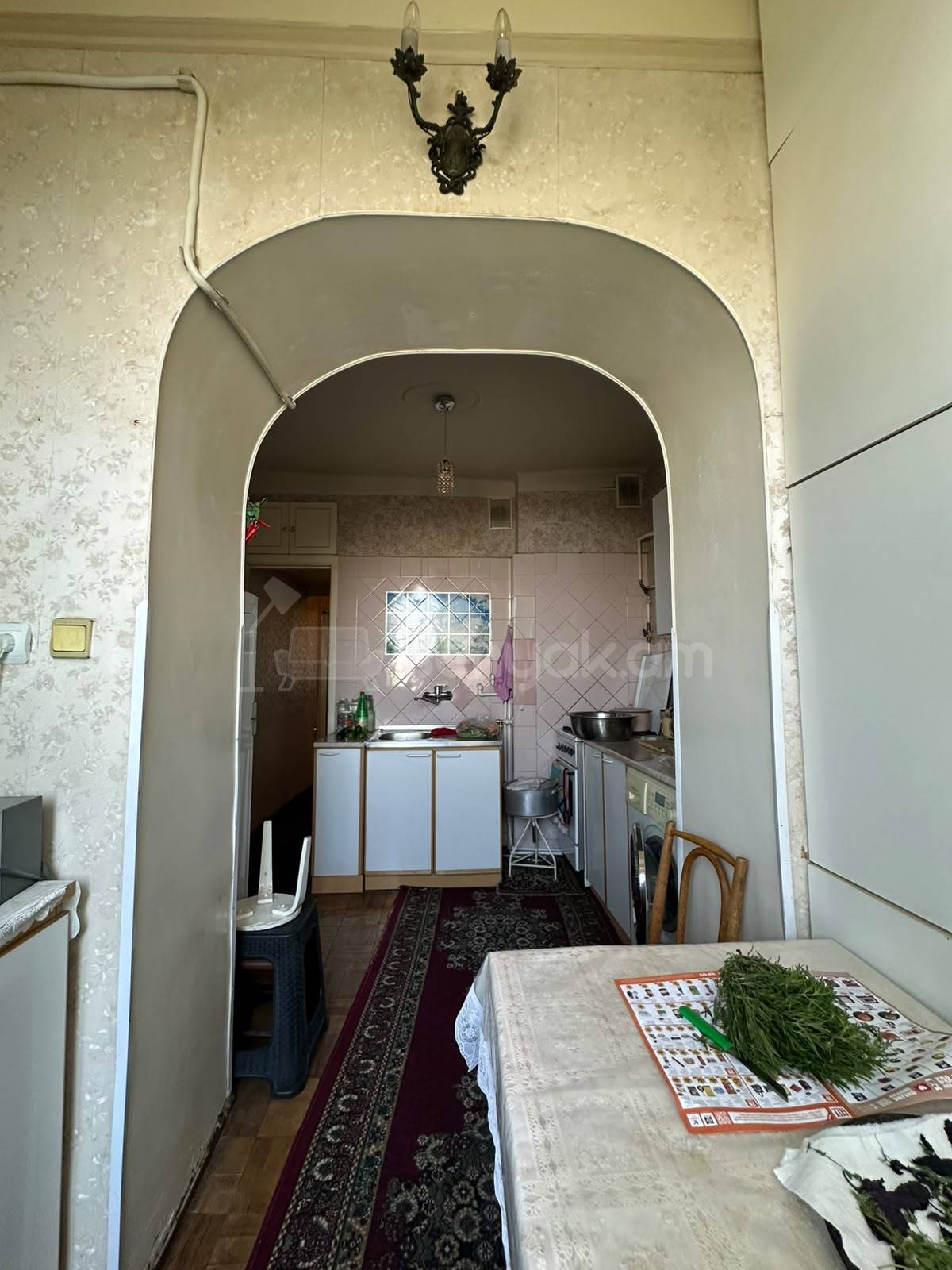 2 Սենյականոց Բնակարան Քարե Շենքում, 58քմ, 5/5 հարկ, Նորմալ Վիճակում