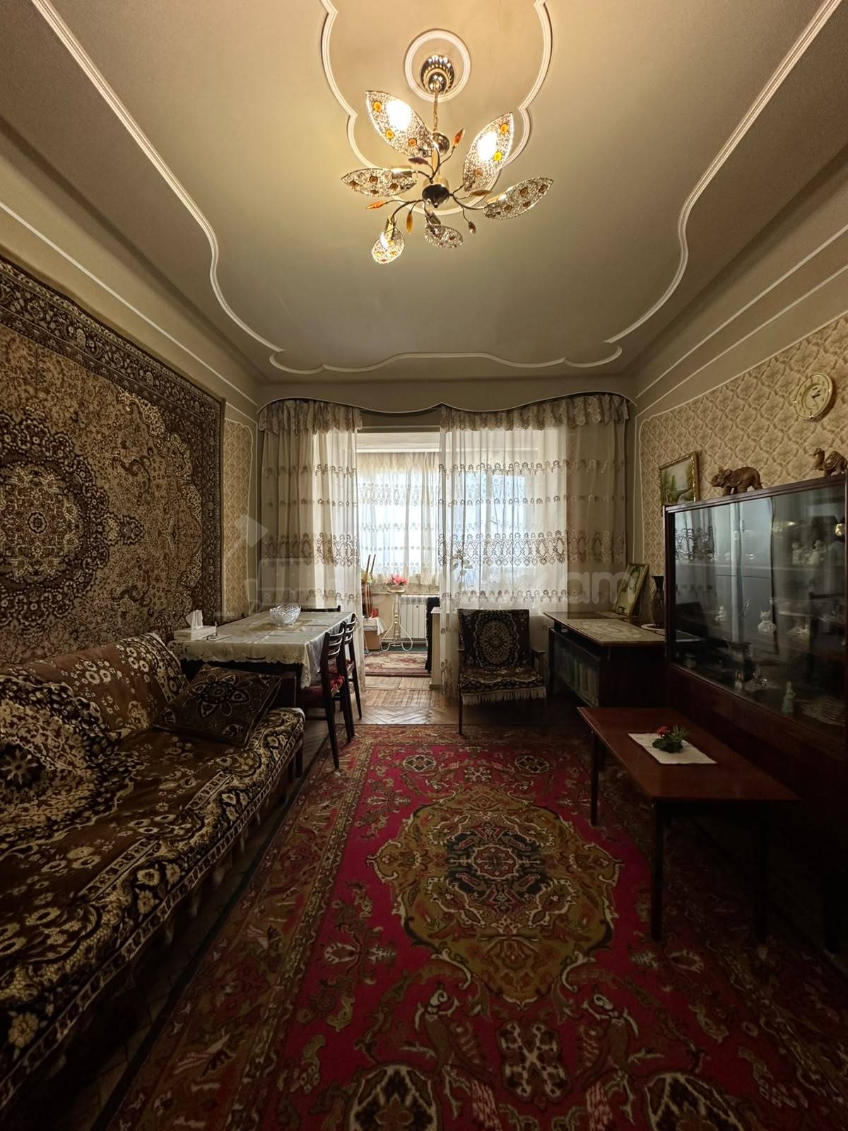 2 Սենյականոց Բնակարան Քարե Շենքում, 58քմ, 5/5 հարկ, Նորմալ Վիճակում