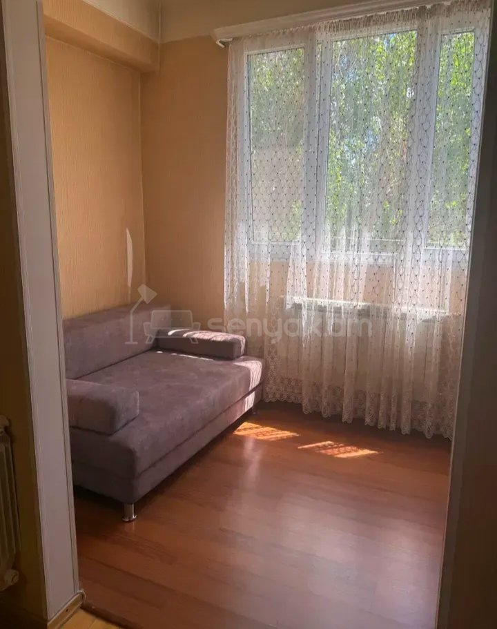 3 Սենյականոց Բնակարան, 60քմ, 3/9 հարկ, Նորմալ Վիճակում, Կահավորված