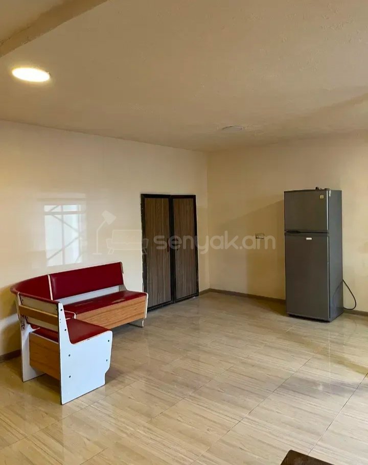 2 Սենյականոց Սեփական Տուն, 10քմ, Նորմալ Վիճակում, Կահավորված