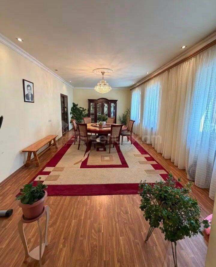 4 Սենյականոց Սեփական Տուն, 450քմ, Կապիտալ Վերանորոգված, Ավտոտնակով
