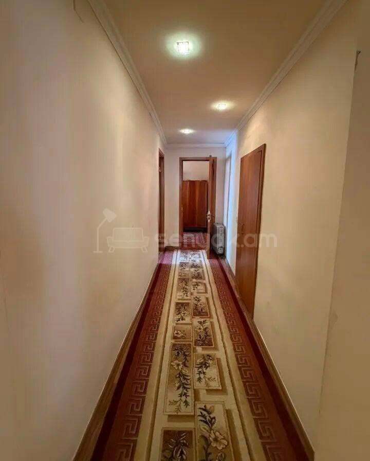 4 Սենյականոց Սեփական Տուն, 450քմ, Կապիտալ Վերանորոգված, Ավտոտնակով