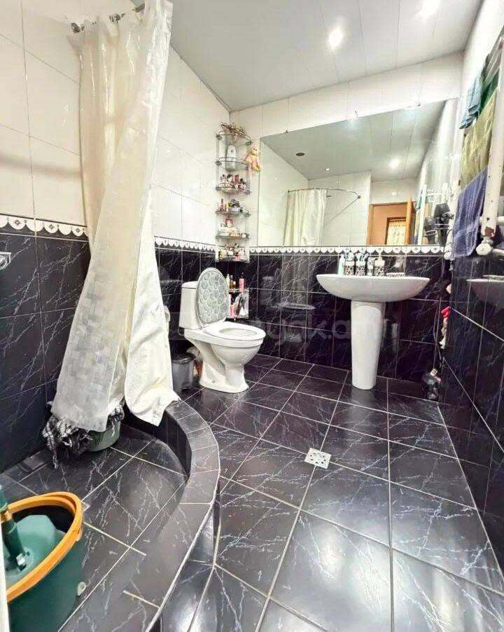 4 Սենյականոց Սեփական Տուն, 450քմ, Կապիտալ Վերանորոգված, Ավտոտնակով