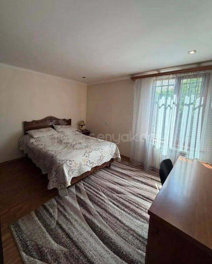4 Սենյականոց Սեփական Տուն, 450քմ, Կապիտալ Վերանորոգված, Ավտոտնակով