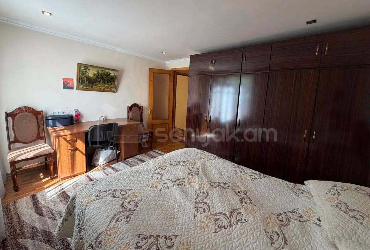 4 Սենյականոց Սեփական Տուն, 450քմ, Կապիտալ Վերանորոգված, Ավտոտնակով
