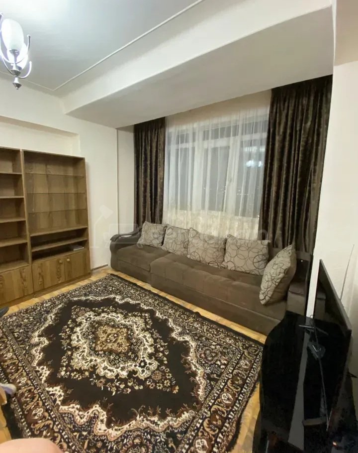 2 Սենյականոց Բնակարան Քարե Շենքում, 42քմ, 8/9 հարկ, Կապիտալ Վերանորոգված, Կահավորված