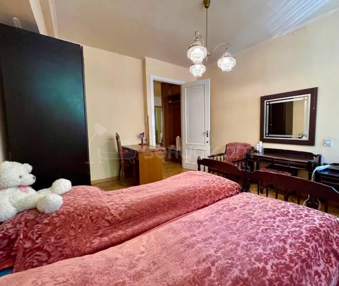 3 Սենյականոց Բնակարան, 90քմ, 2/12 հարկ, Կապիտալ Վերանորոգված