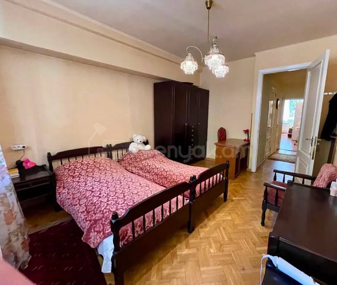 3 Սենյականոց Բնակարան, 90քմ, 2/12 հարկ, Կապիտալ Վերանորոգված