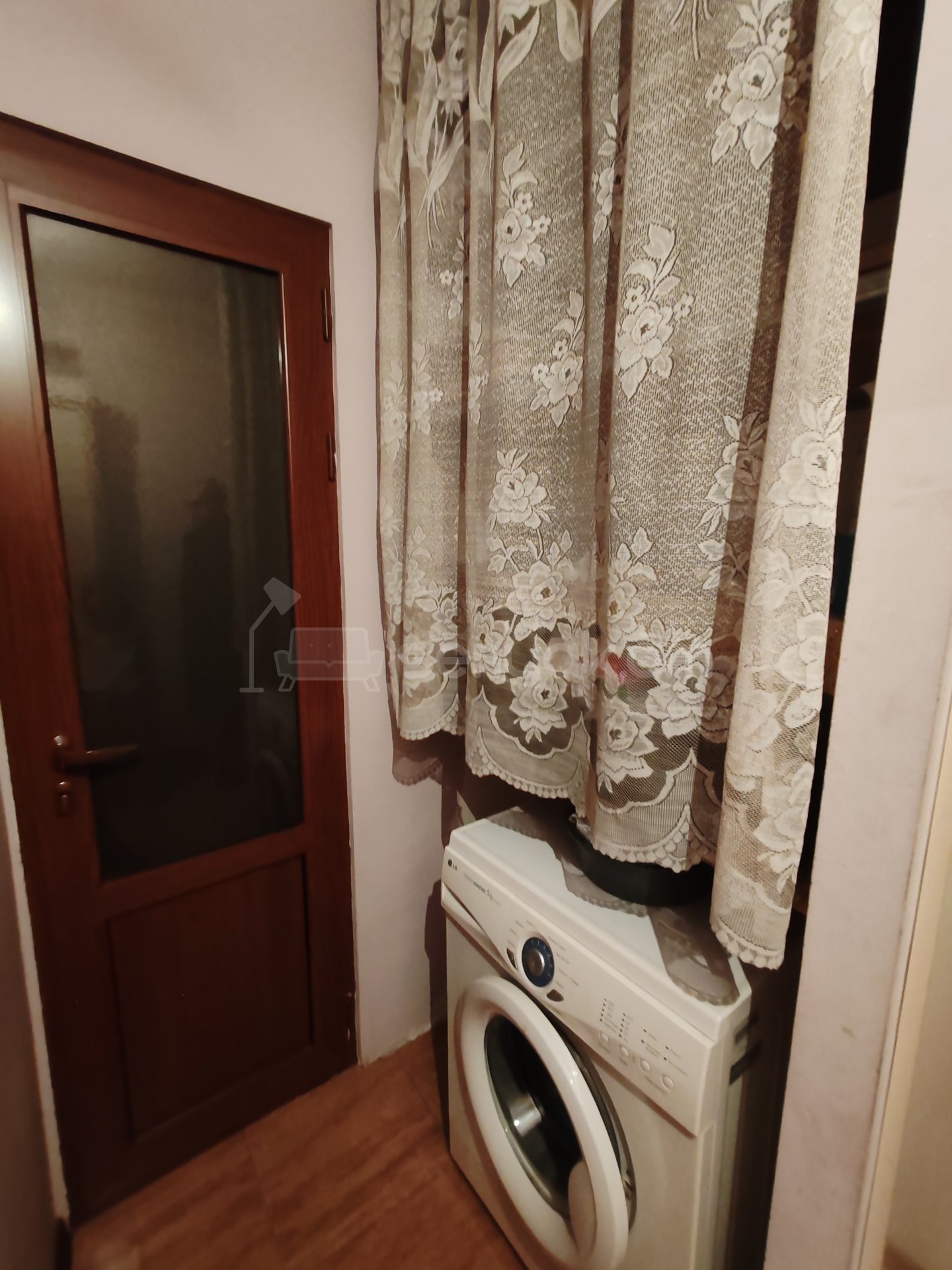 2 Սենյականոց Բնակարան, 50քմ, 4/9 հարկ, Նորմալ Վիճակում, Կահավորված