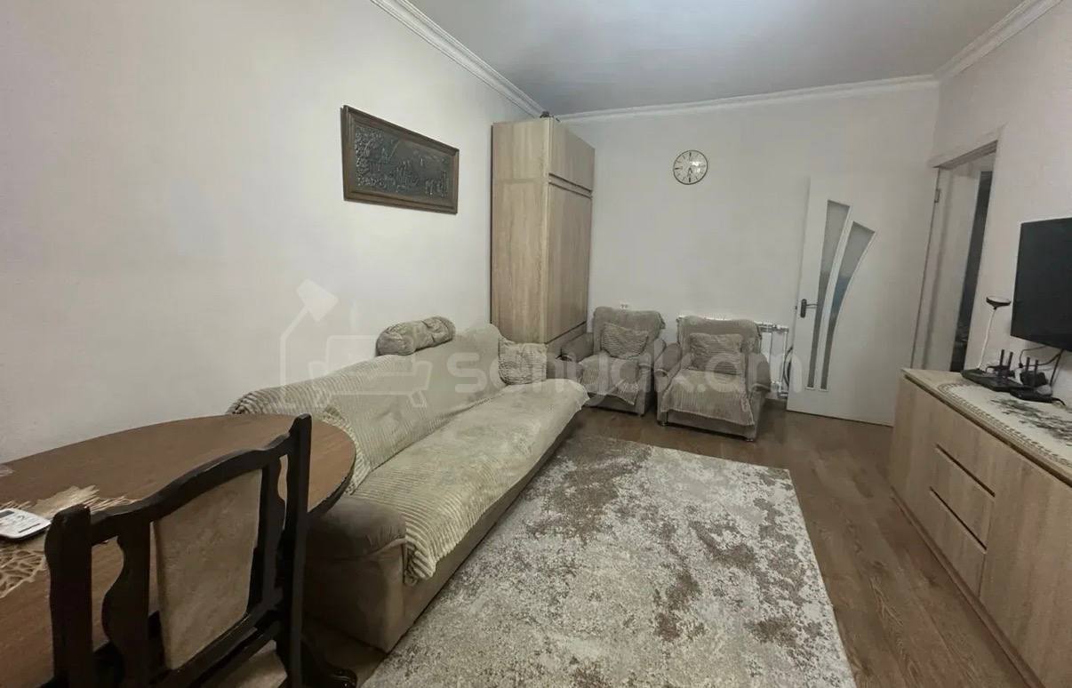 2 Սենյականոց Բնակարան Քարե Շենքում, 54քմ, 2/5 հարկ, Կապիտալ Վերանորոգված